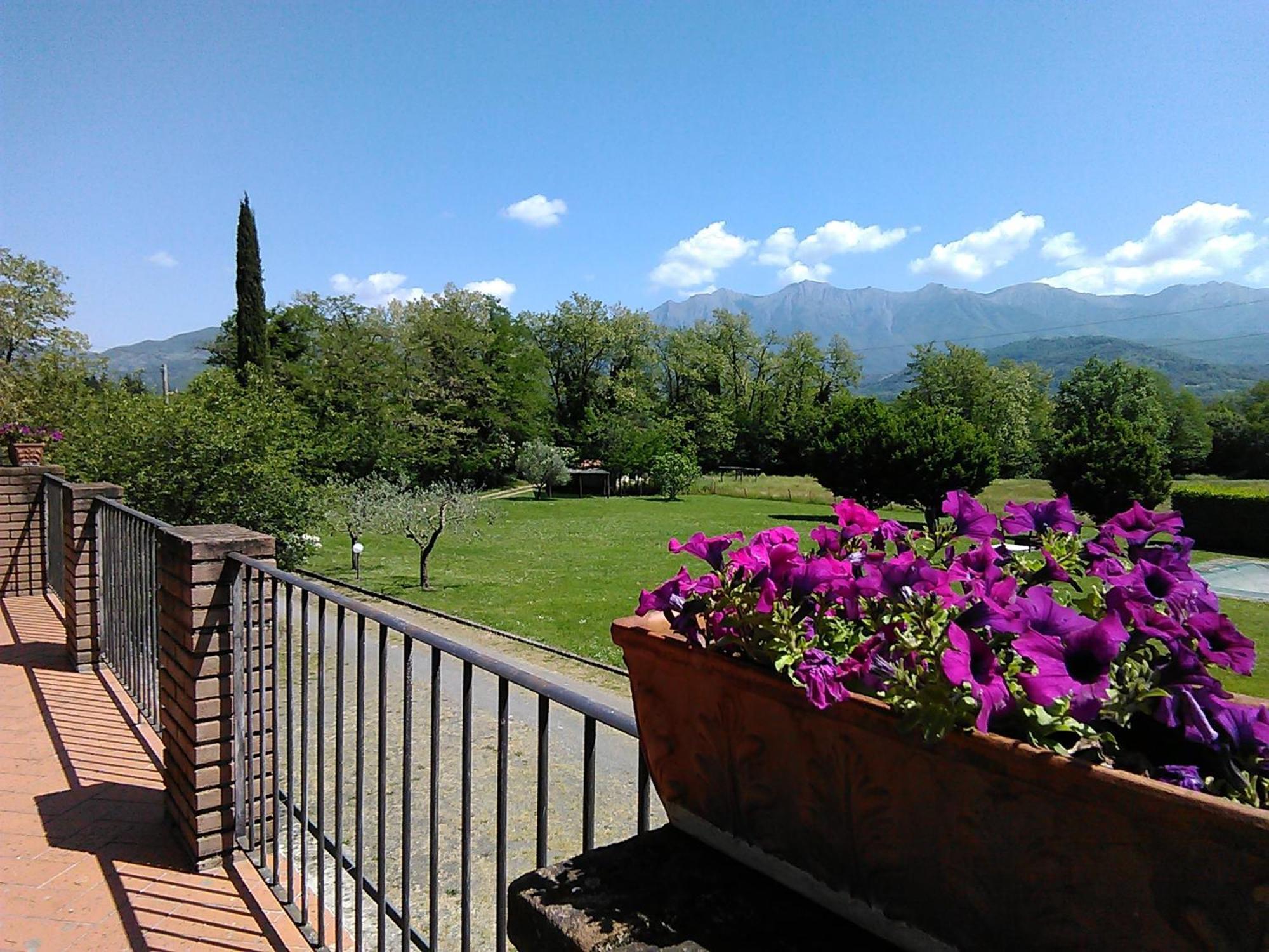 Coriana Apartments&villas Mulazzo