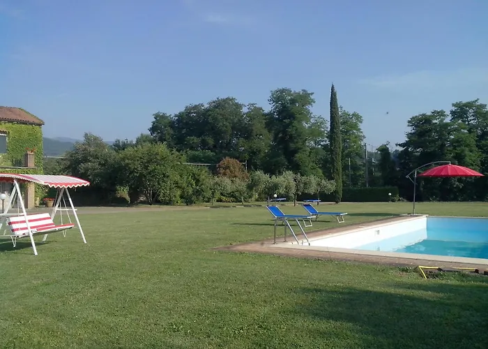 Coriana Apartments & Villas